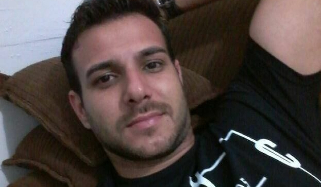 Namorada encontra vendedor morto com 10 tiros