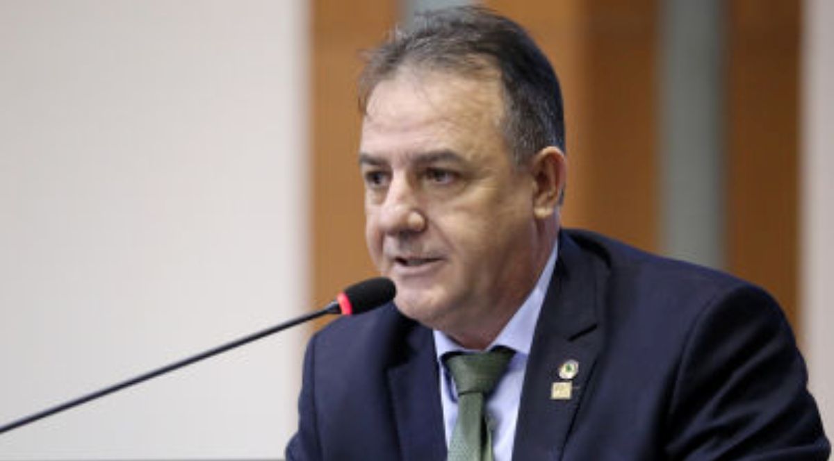 Executivo sanciona lei que permite parcelamento de IPVA, multas e licenciamento
