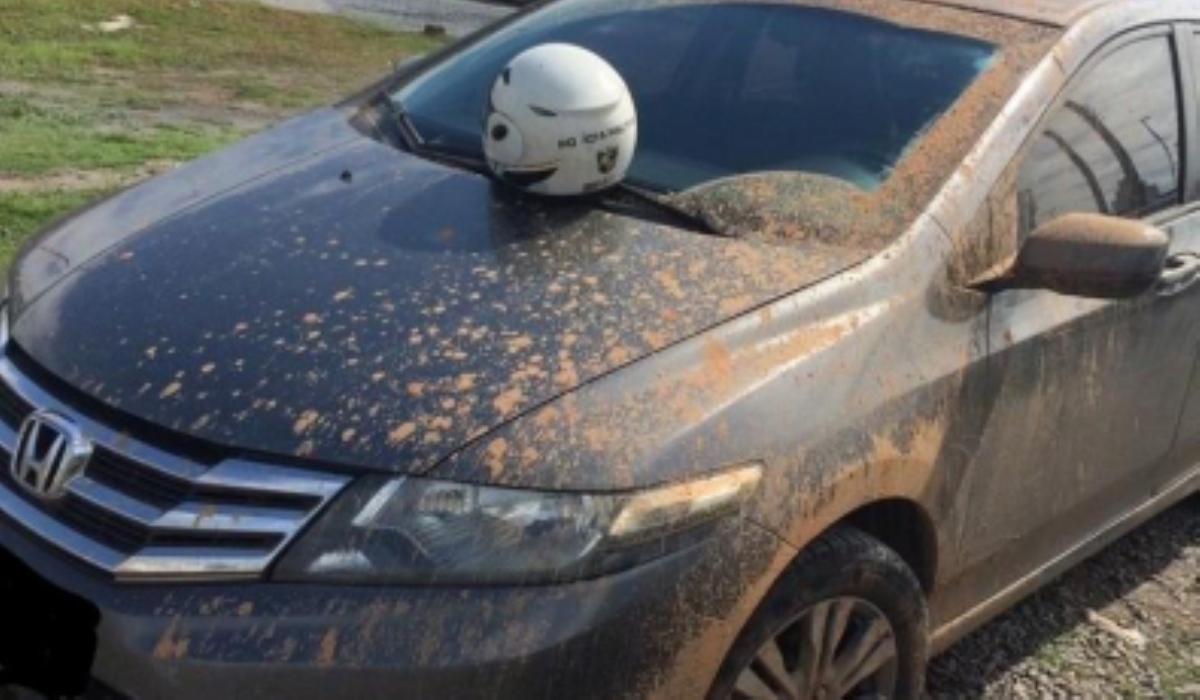 Menor é apreendido por roubar carro