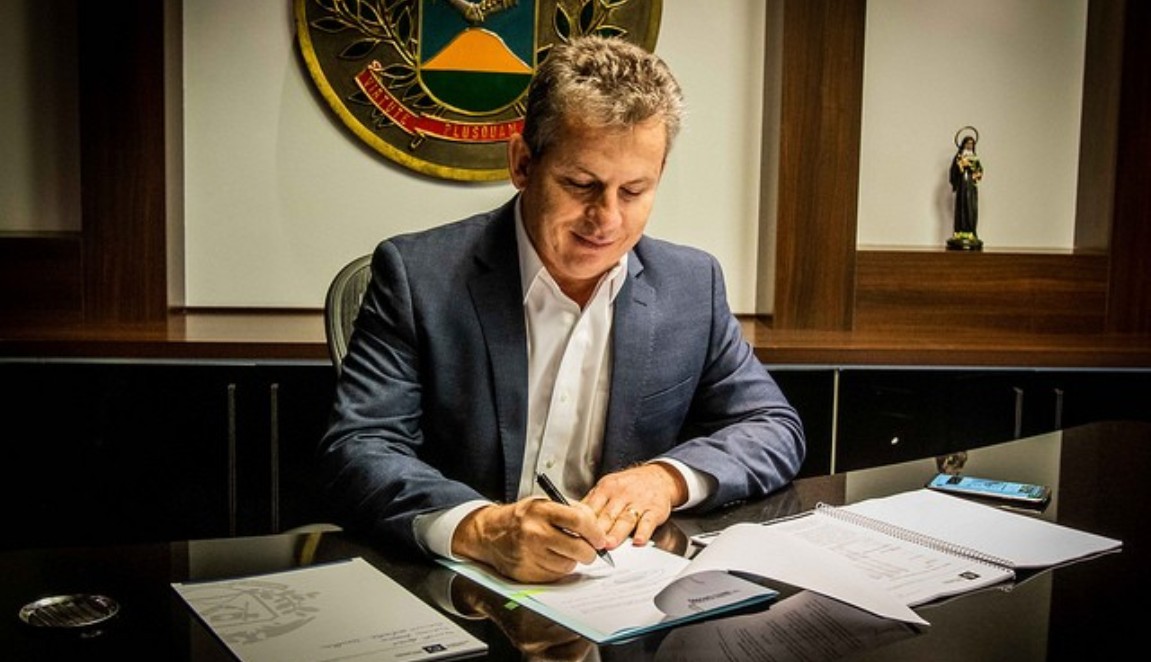 Decreto de governador de MT cancela dívidas do estado anteriores a 2014