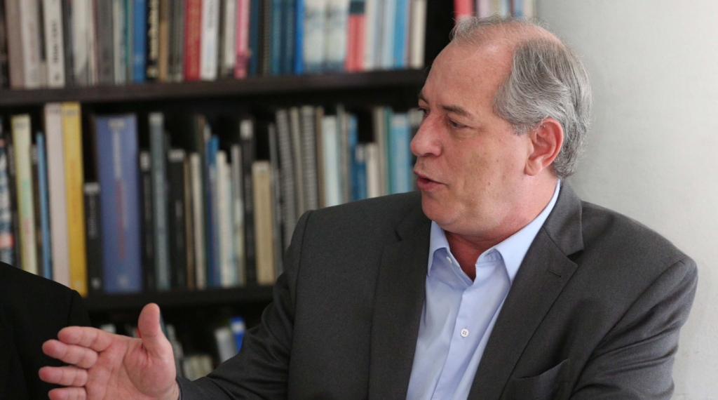 Ciro Gomes vira réu em acusação de calúnia, movida por Bolsonaro