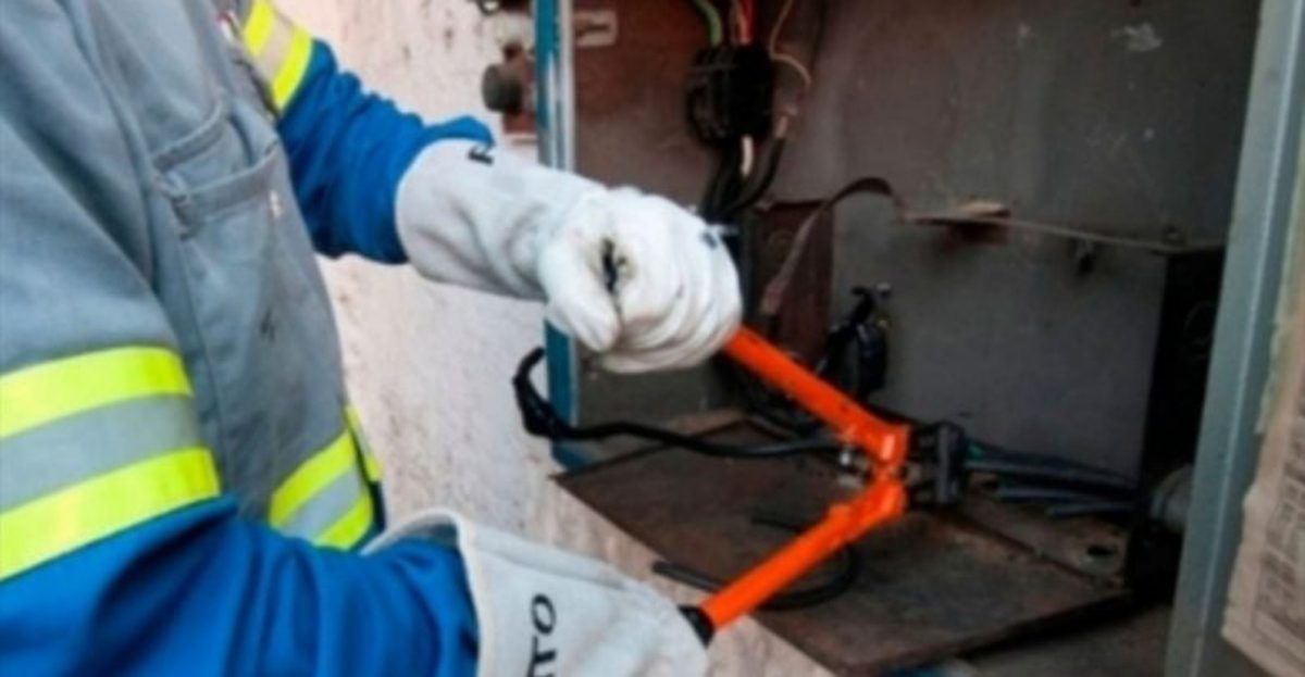 Consumidor não pode ter luz cortada sem antes receber o reaviso de cobrança