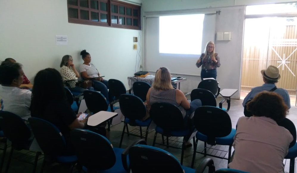 Conselho aprova reprogramação de verbas para assistência social