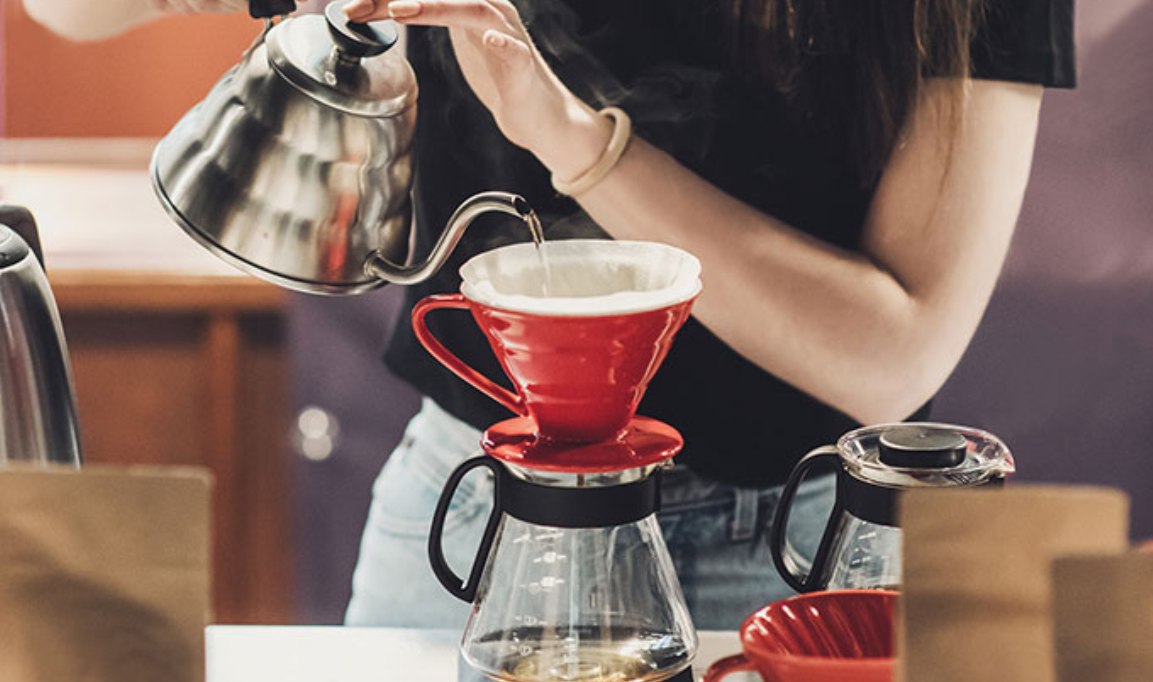 Consumo diário de café previne doenças no fígado
