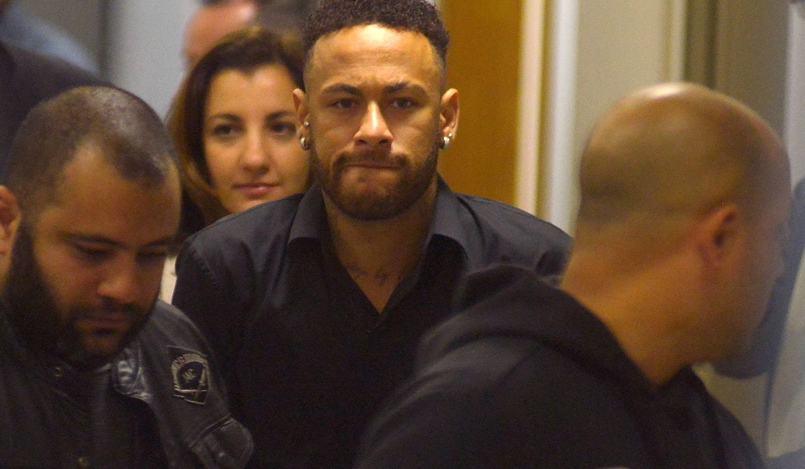 ‘Tá doido?’, diz Najila em mensagem após Neymar afirmar que ela também foi culpada pelas marcas porque ‘pedia mais’