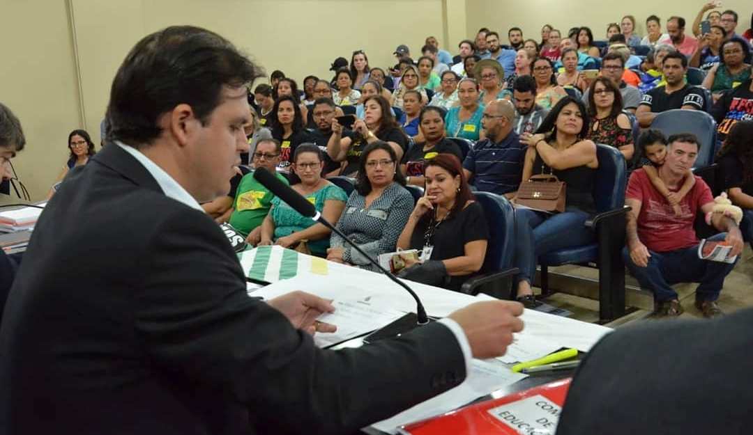 Deputado defende que Assembleia busque acordo para o fim da greve
