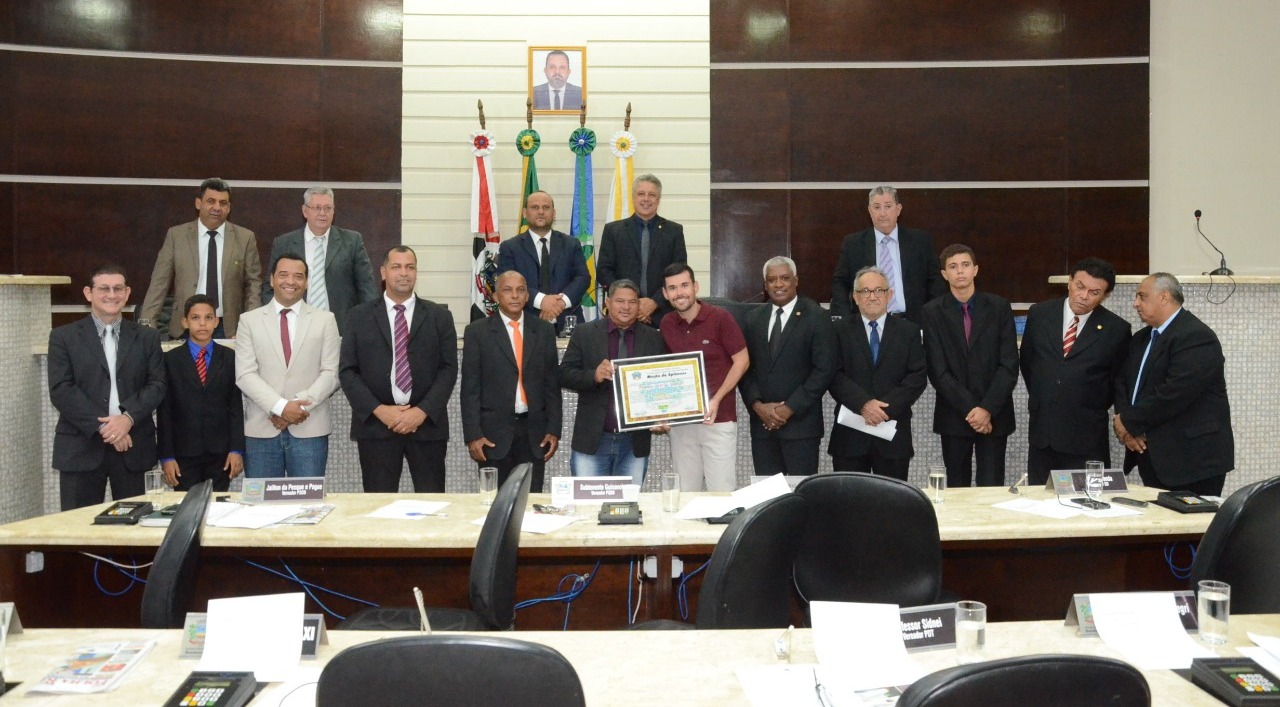 Jornalista Emerson Sanchez é homenageado na Câmara