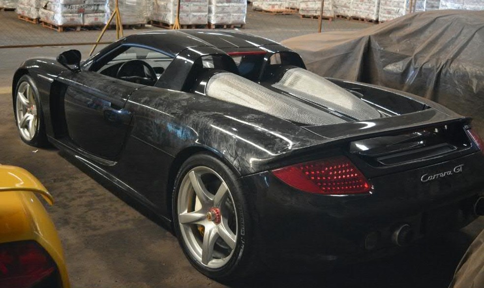 Leilão de Porsche raro e Lamborghini em MT é adiado pela Receita Federal após falha em rede de internet