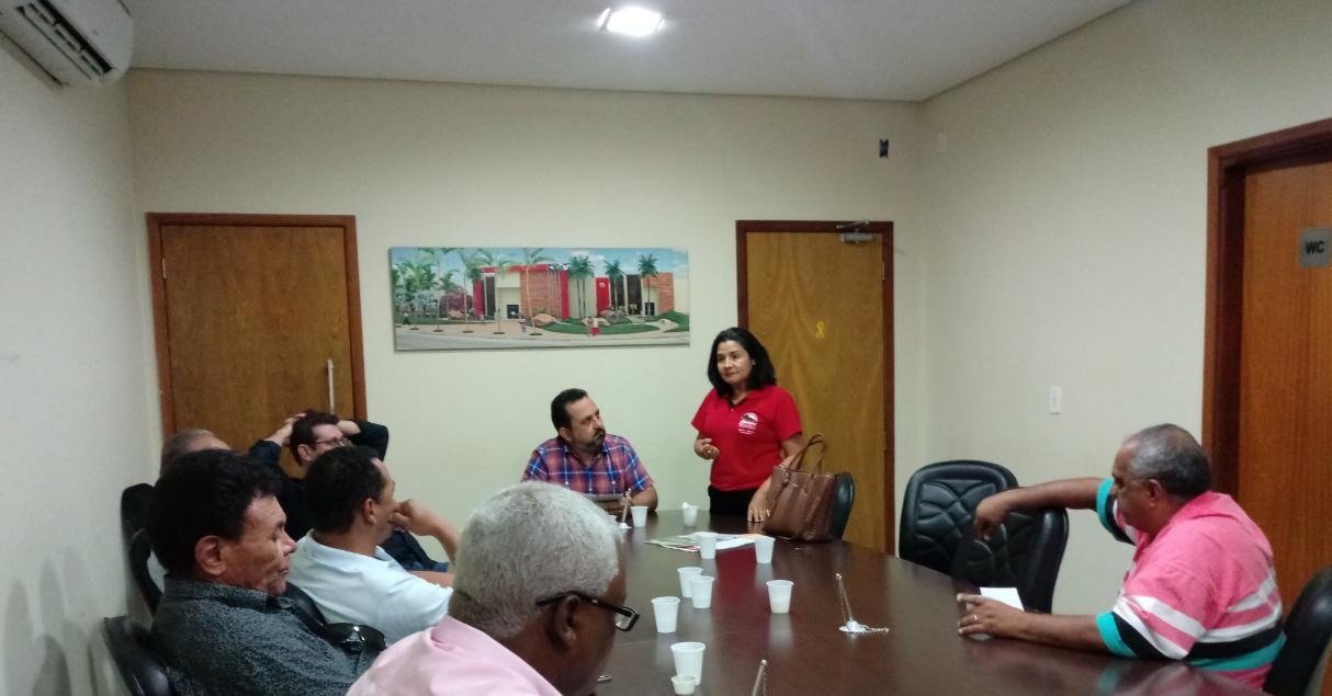 Câmara de Rondonópolis apoia servidores da educação