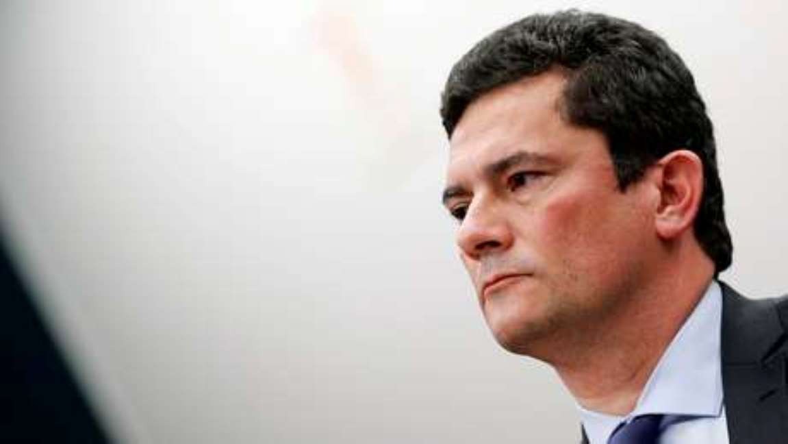 Moro diz que não desistirá de missão por “falsos escândalos”