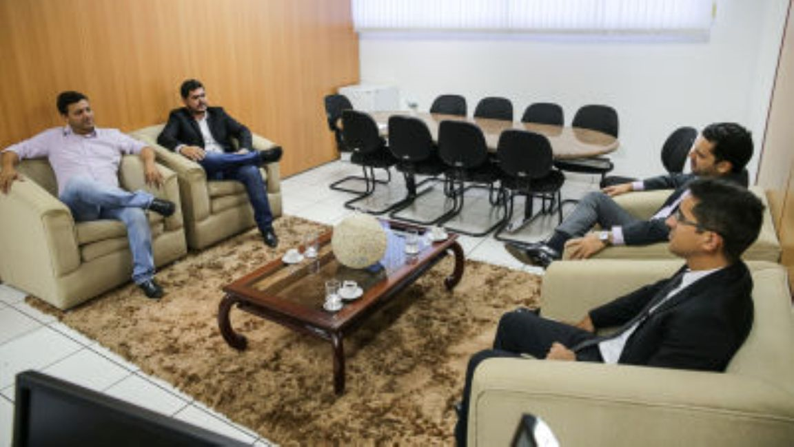 Secretários visitam a Procuradoria Geral da Assembleia Legislativa de Mato Grosso