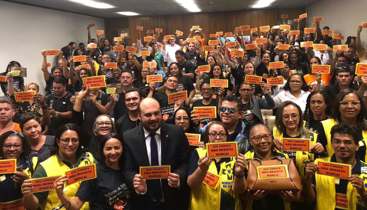 Agentes de Saúde e de Combate às Endemias de todo o Brasil recebem apoio do deputado Dr. Leonardo