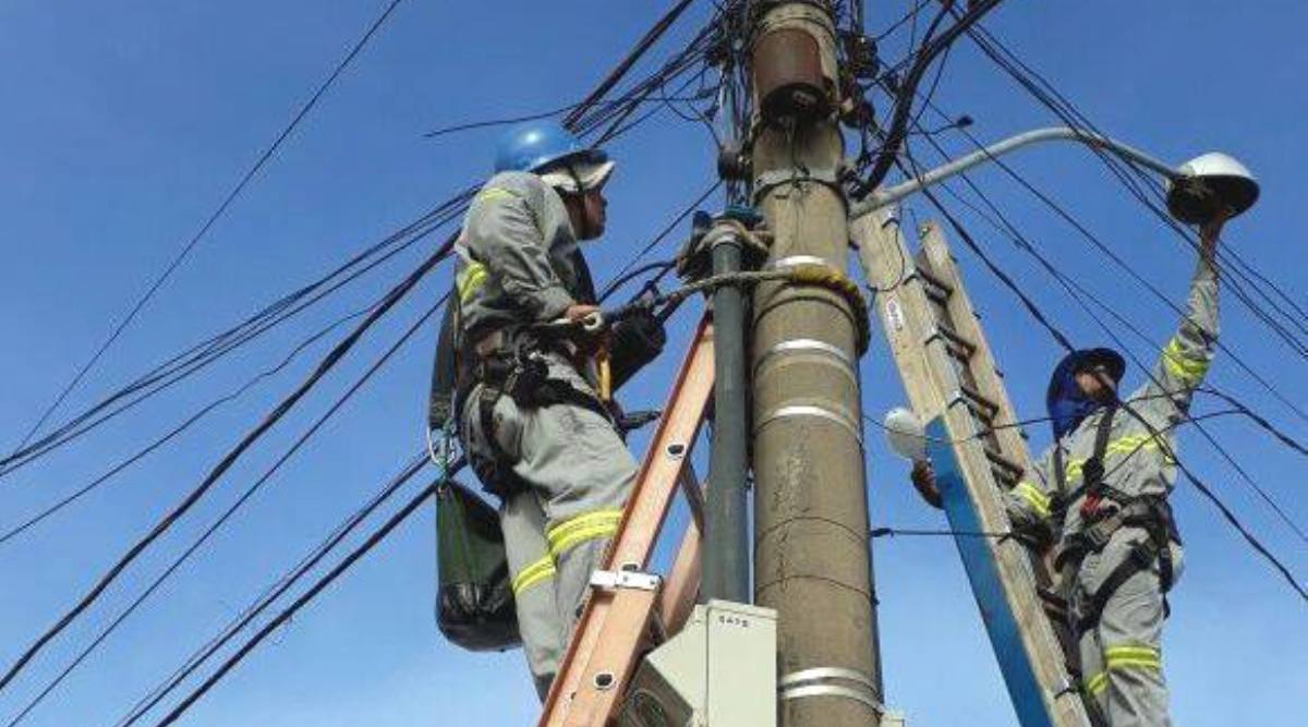 Após entrega material, reparos na iluminação pública são intensificados em Rondonópolis