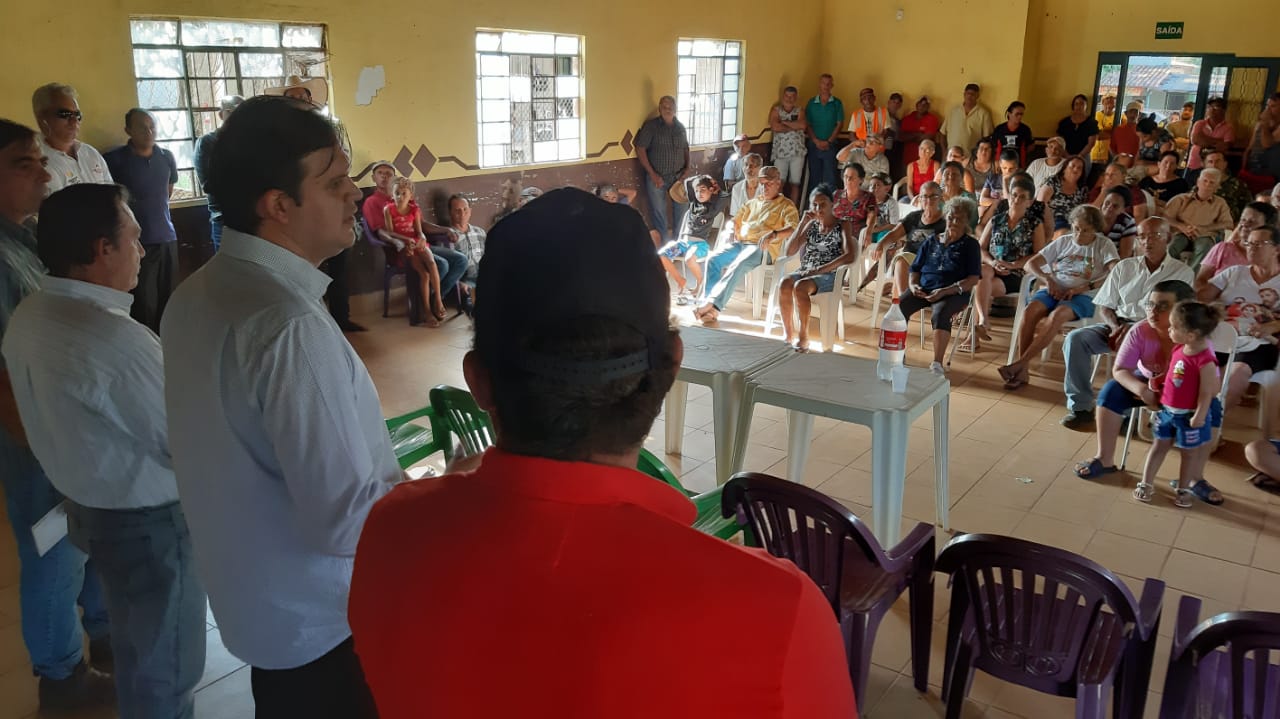 Deputado visita Jarudore e participa de reunião ampliada com moradores