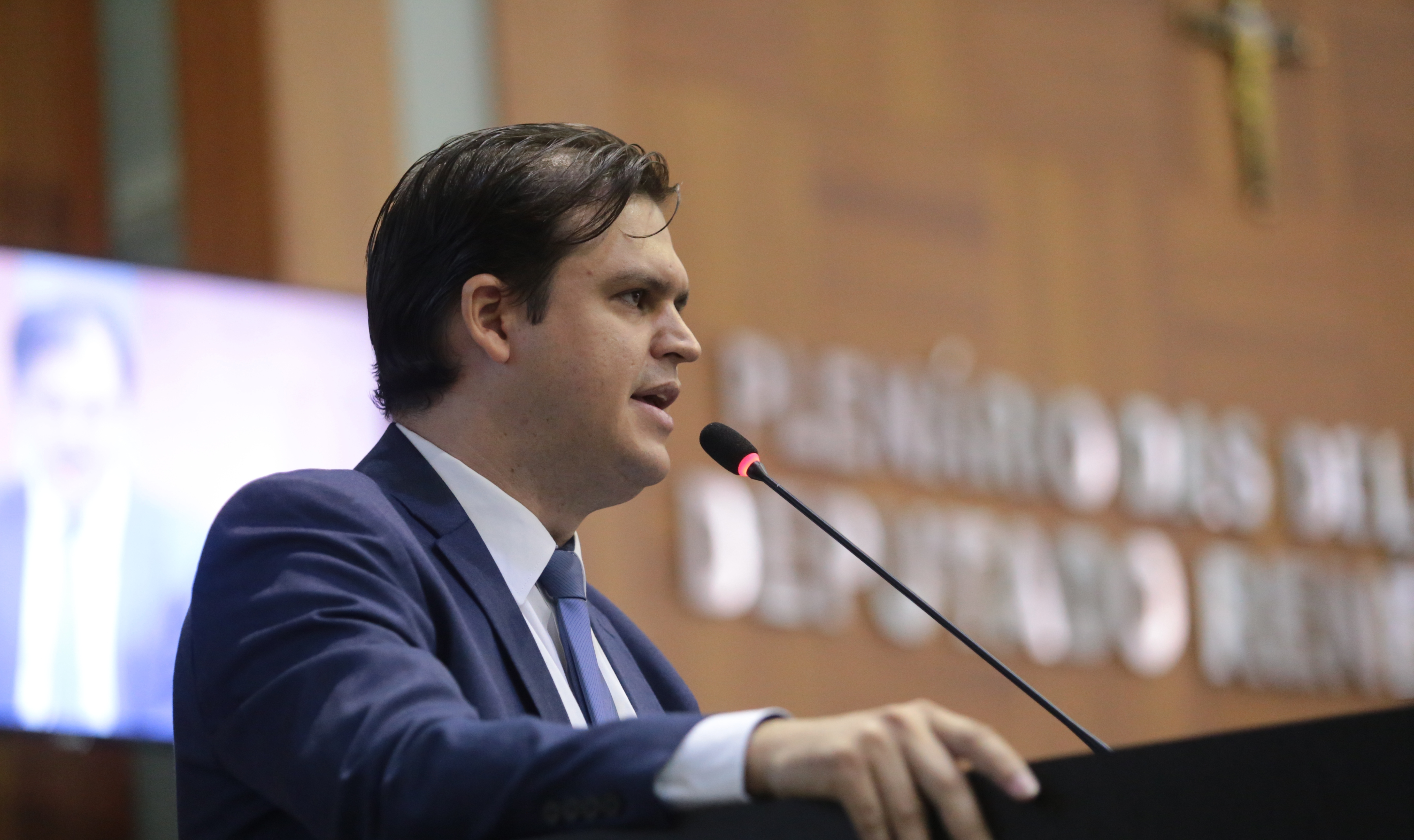 Thiago Silva apresenta projeto para fortalecer cooperativismo entre pequenos agricultores