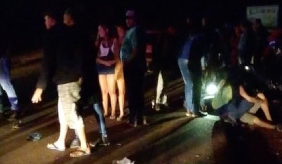 Motorista não consegue frear a tempo e atropela 11 pessoas que deixavam festa em Paranatinga