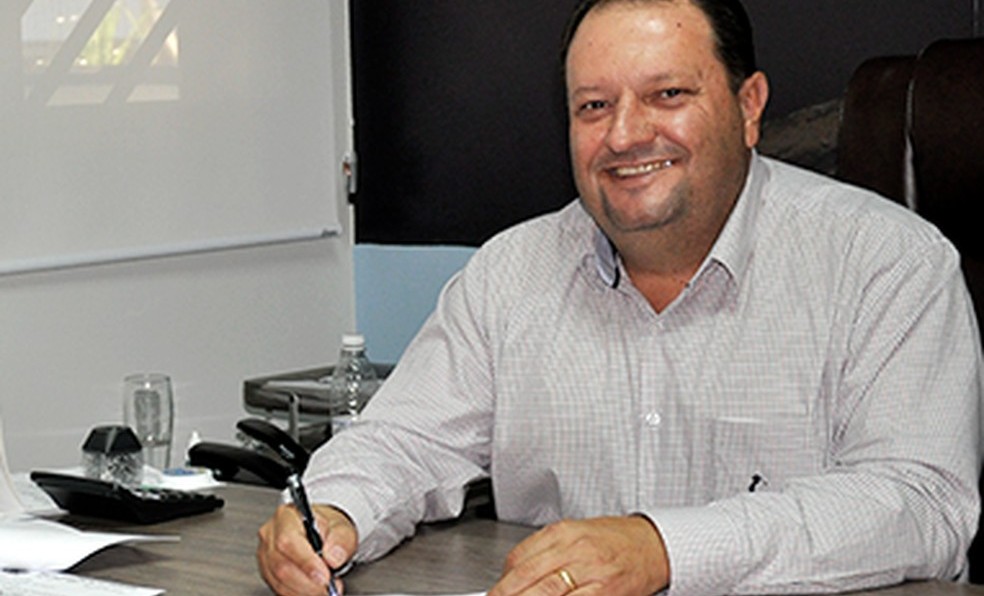 Justiça afasta prefeito de Alto Taquari por suspeita de improbidade administrativa