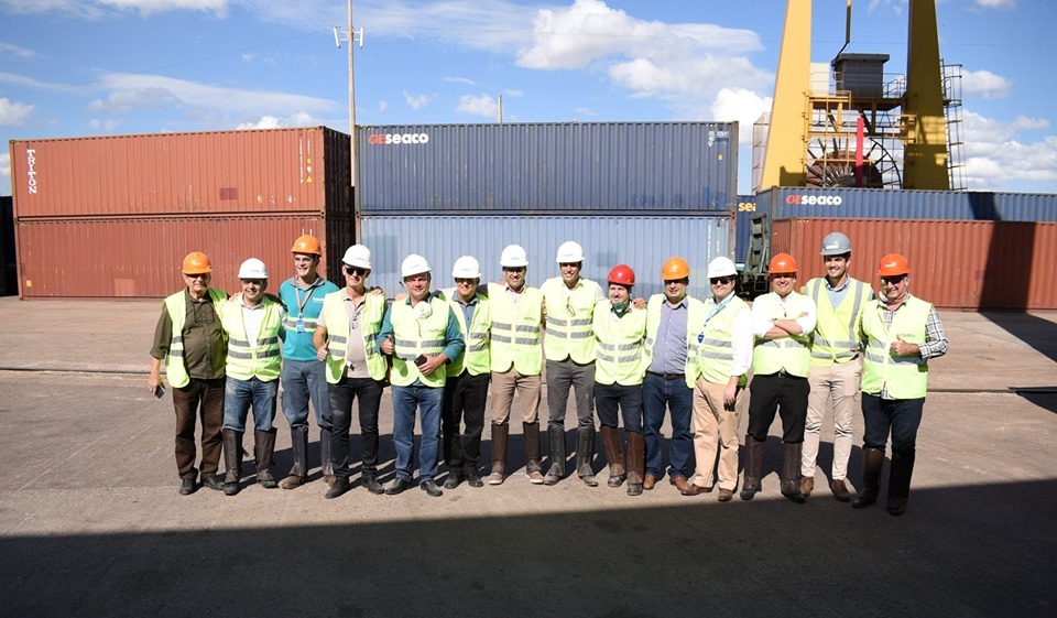 Prefeito acompanha comitiva ao terminal ferroviário e destaca potencial para economia