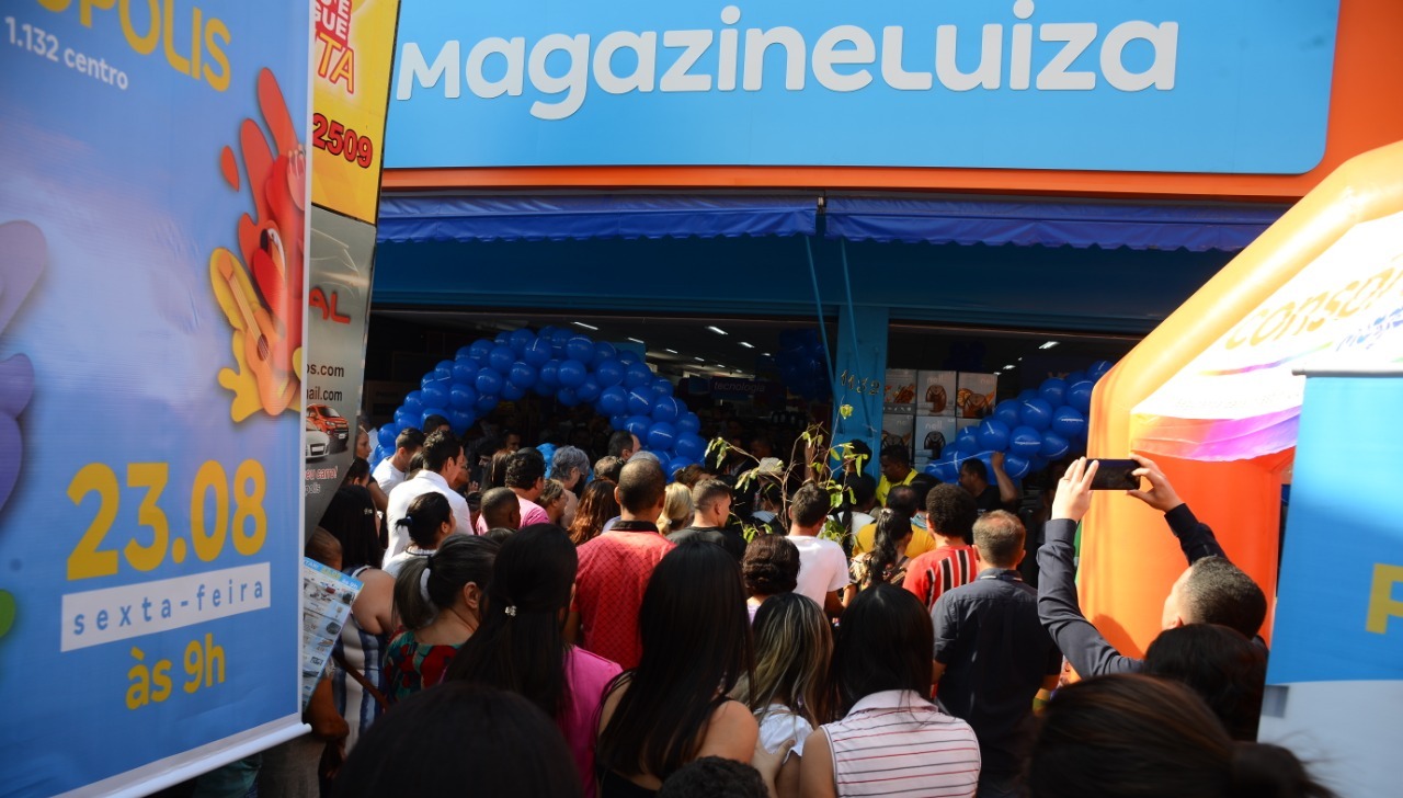 Com apoio da Prefeitura, Magazine Luiza se instala em Rondonópolis e gera dezenas de empregos