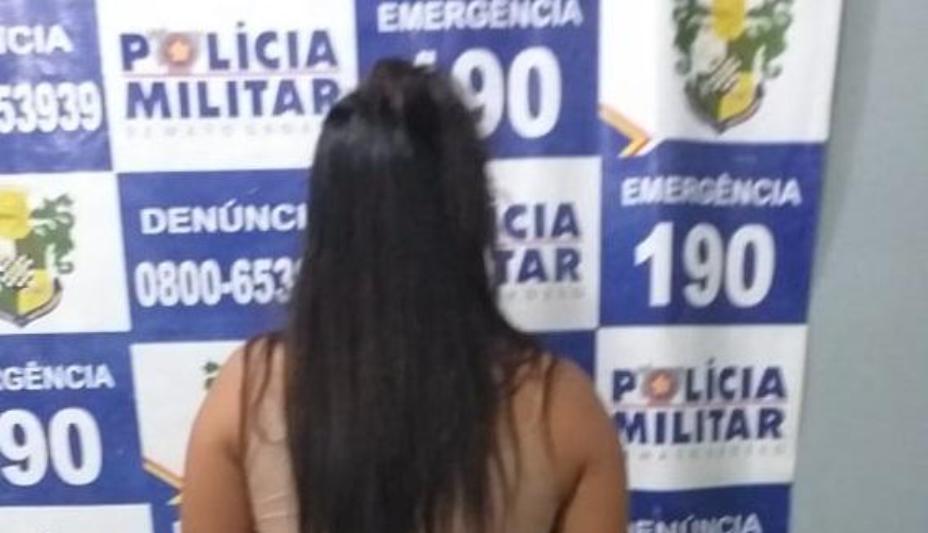 Mulher é presa por agredir e ameaçar marido em Rondonópolis