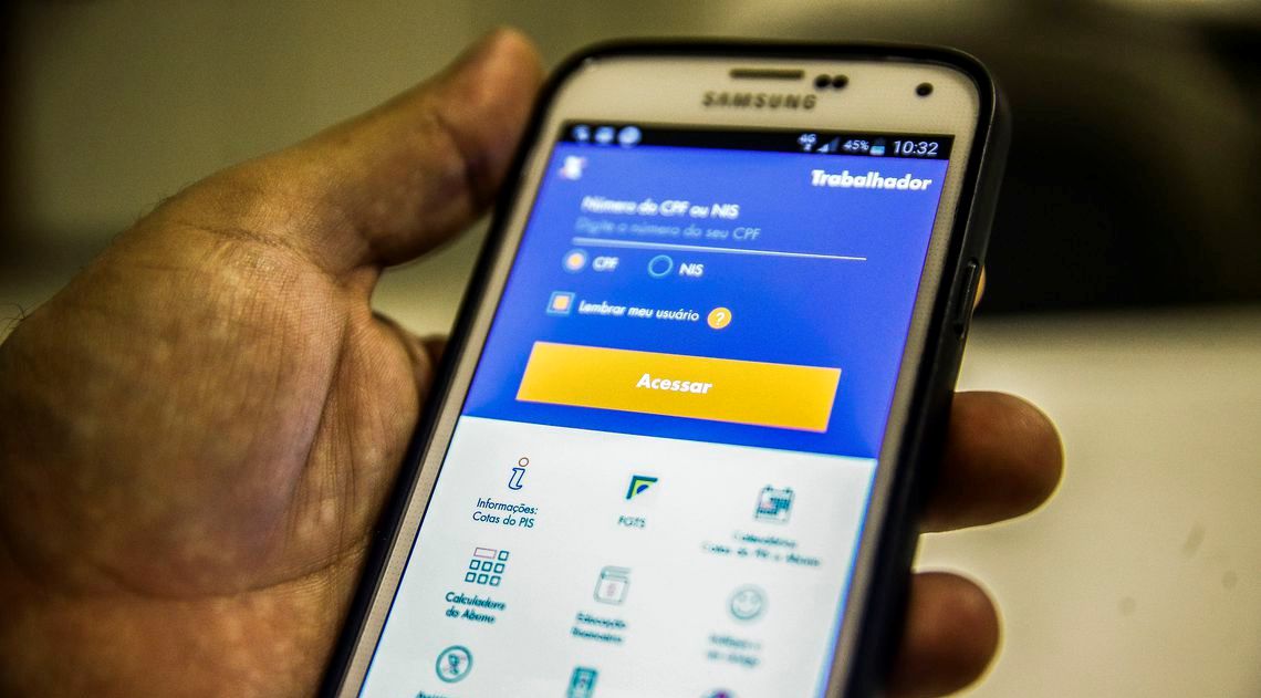 Conselho do FGTS aprova distribuição de 100% do lucro de 2018