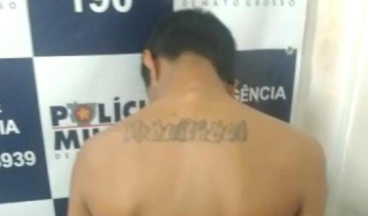 Homem é preso por fazer manobras com veículo, atropelar o padrasto e ameaçar se matar