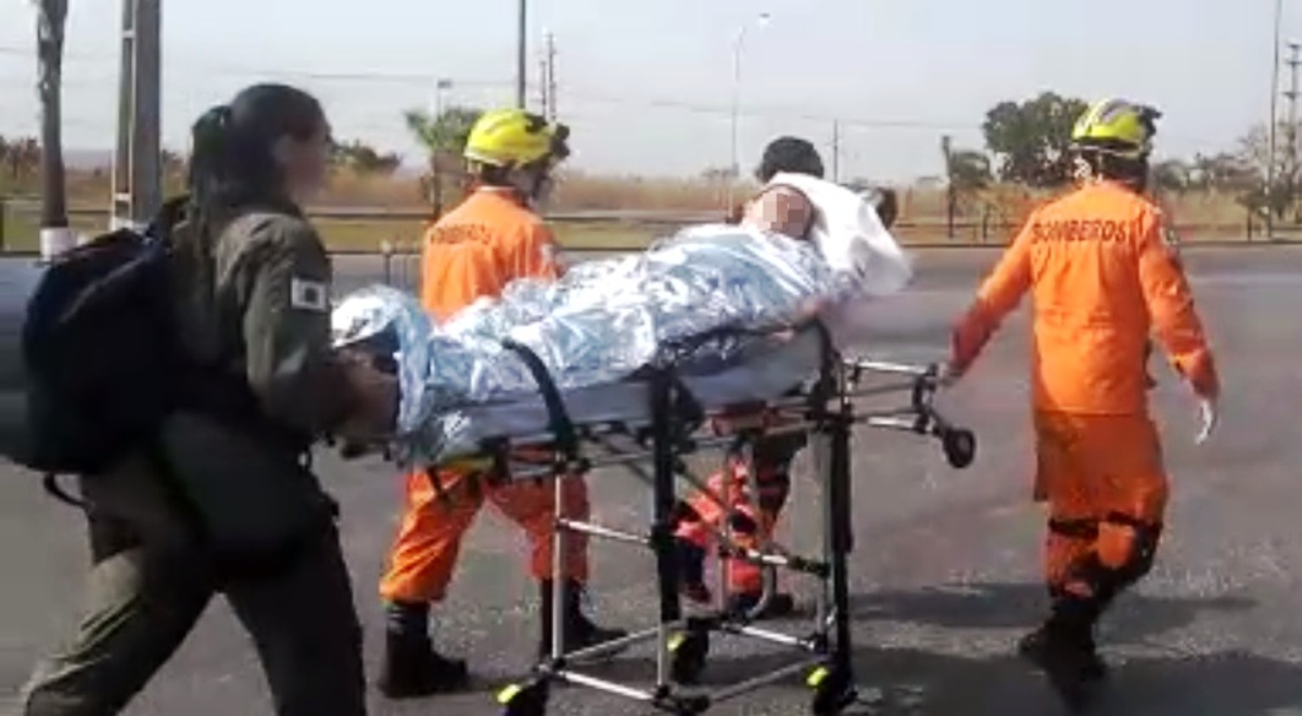 Homem esfaqueia esposa e amiga por ciúmes e tenta suicídio no Distrito Federal