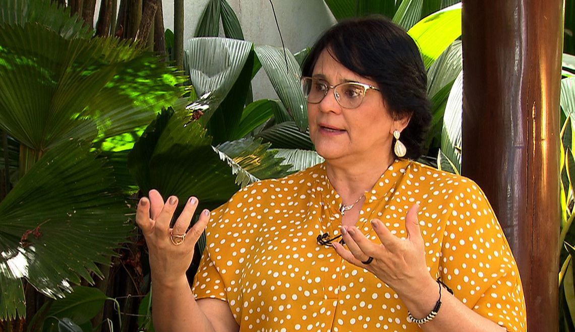 Damares diz que Brasil enfrenta “epidemia de suicídio”