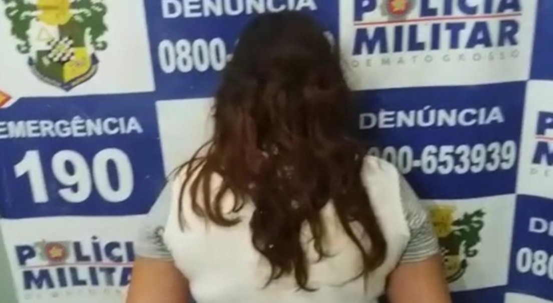 Mulher é presa em flagrante em Rondonópolis após bater no marido e quebrar um dente dele
