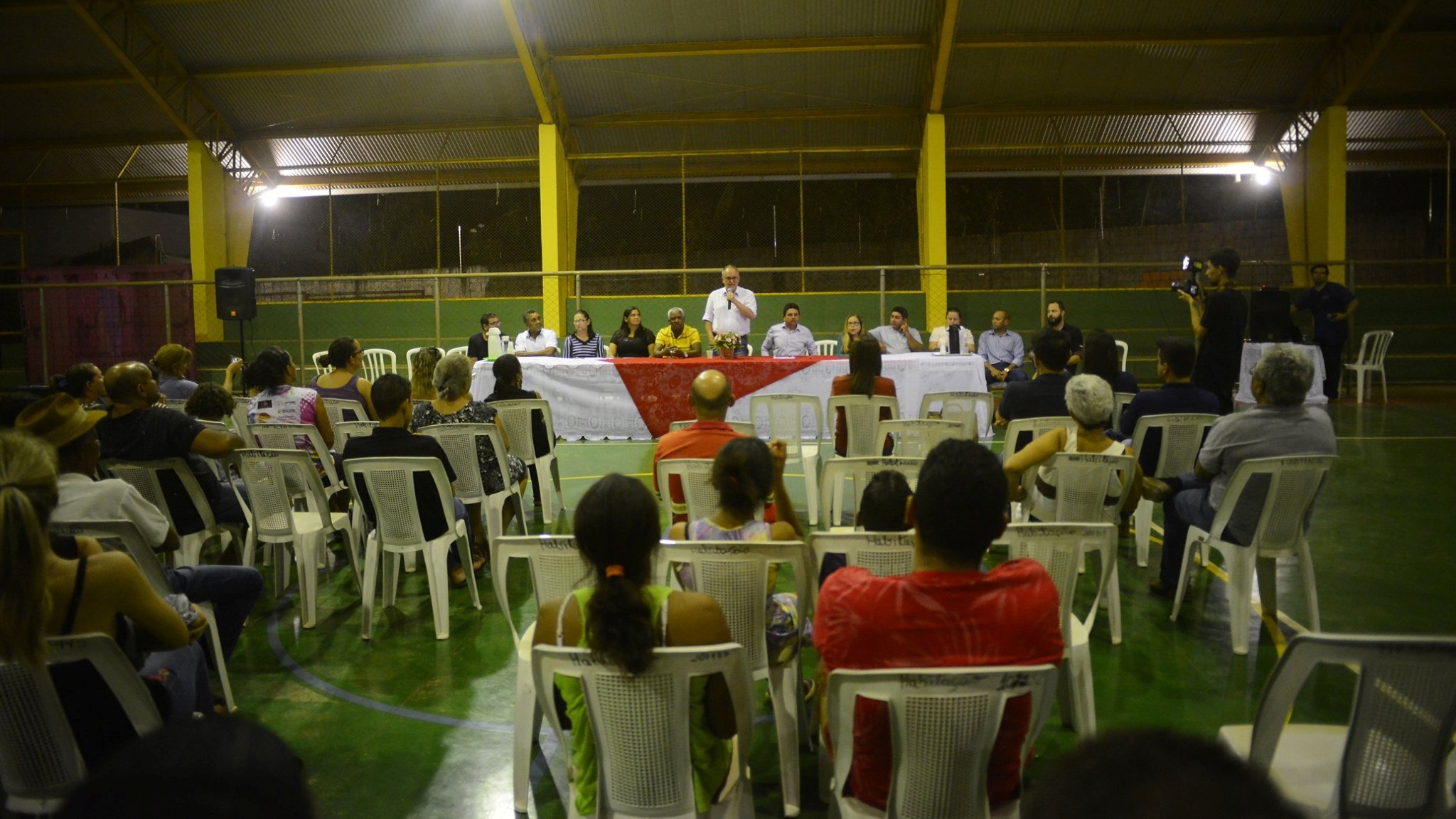 Prefeito anuncia melhorias nas áreas de Saúde e Educação para a região do Verde Teto