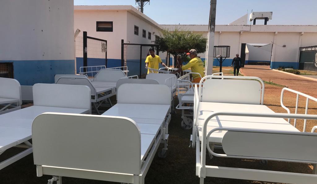 Parceria com penitenciária possibilita reforma de móveis do Hospital Regional de Rondonópolis