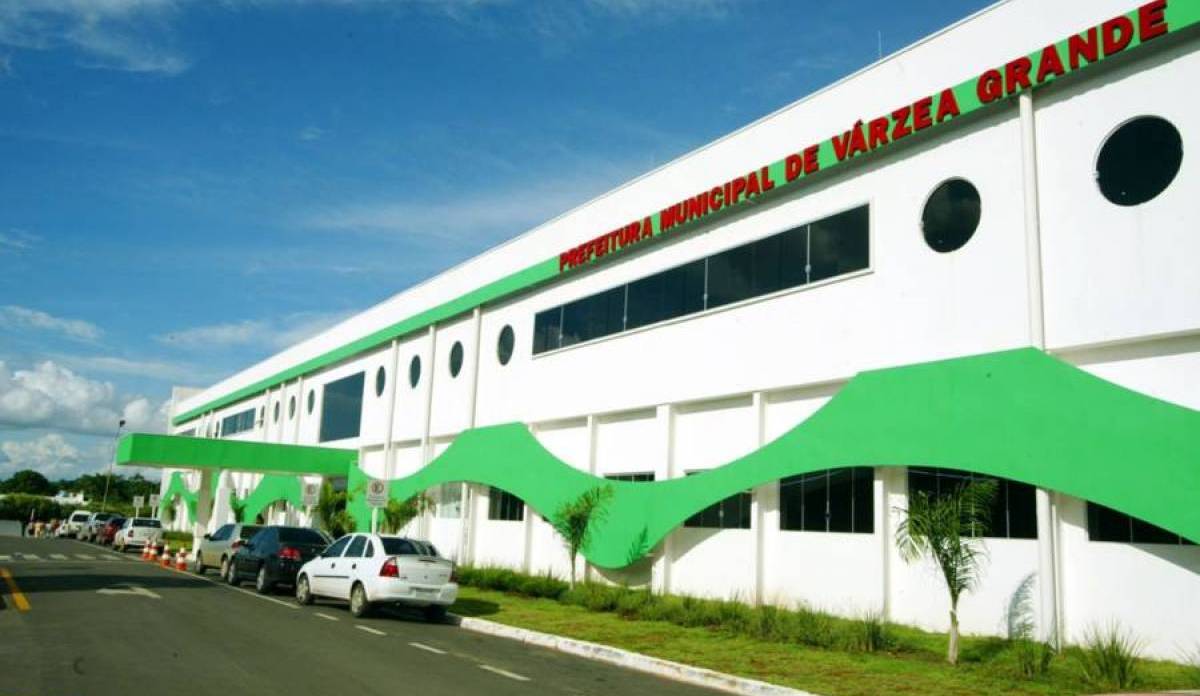 Condenados por corrupção, ex-prefeitos de Várzea Grande serão homenageados com medalhas