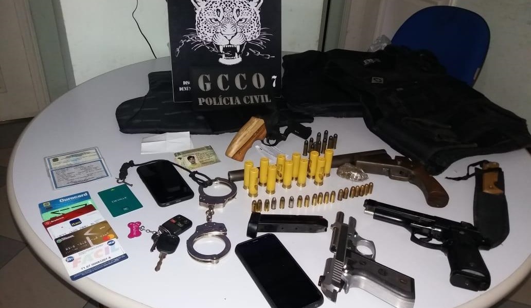 Polícia Civil prende integrantes de associação criminosa que se passavam por policiais civis para prática de crimes