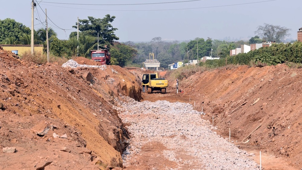 Começa construção do sistema de drenagem na avenida W11