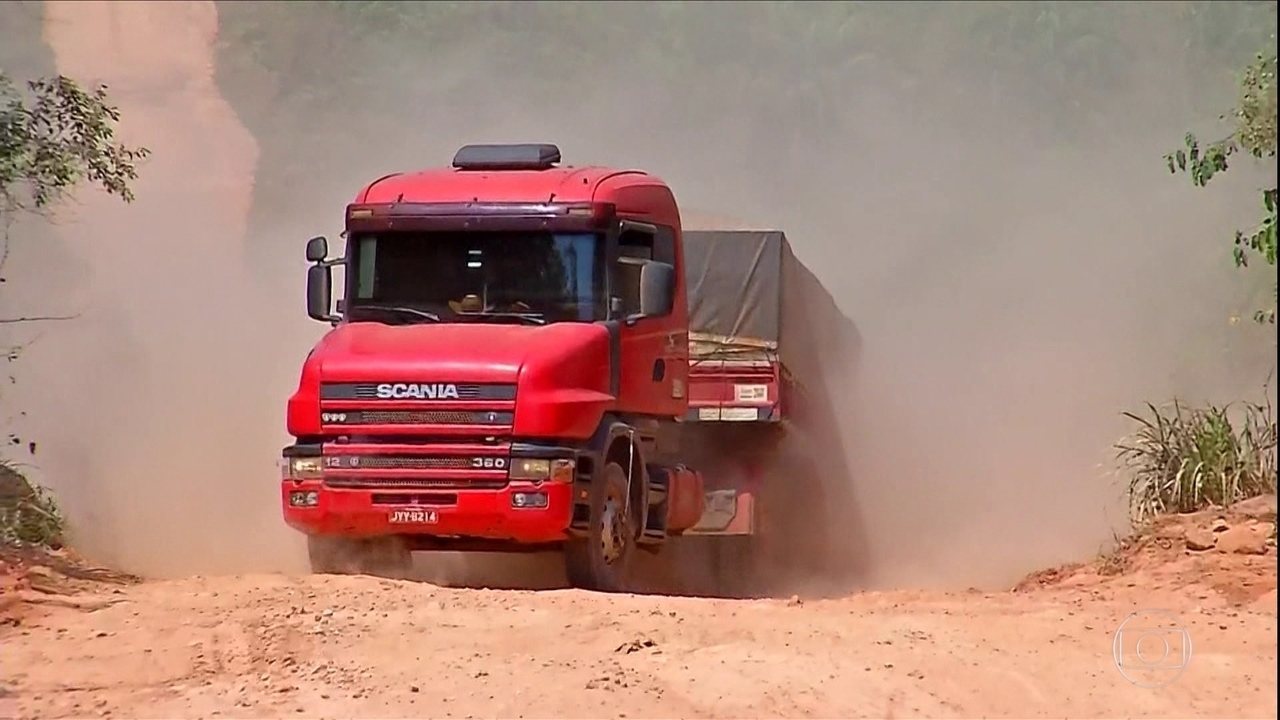 Estradas precárias prejudicam o transporte de cargas em Mato Grosso
