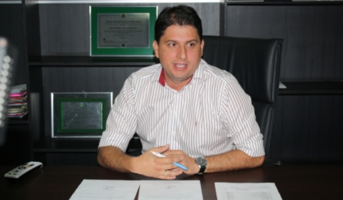 Prefeito de Santo Antônio do Leverger tem 48 horas para pagar salários atrasados de servidores