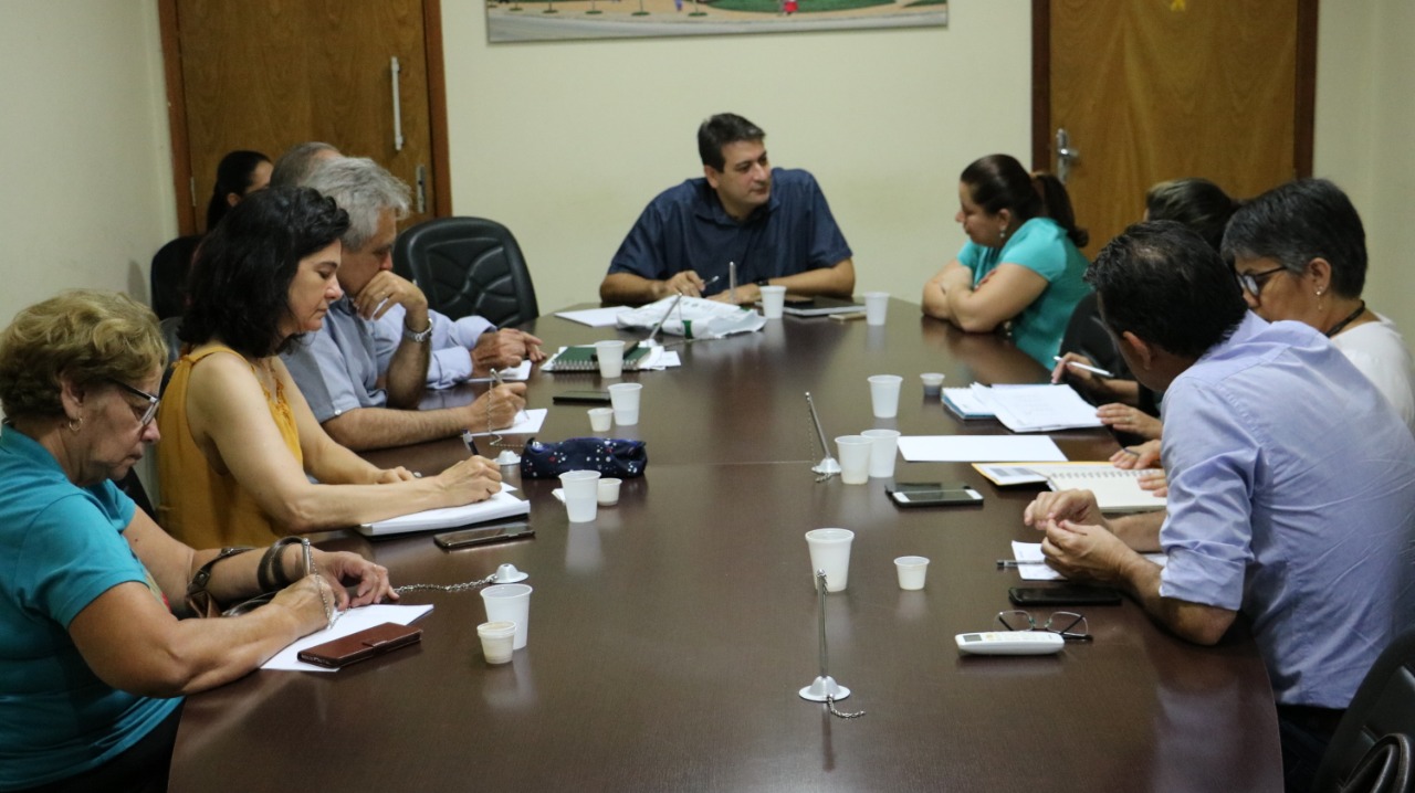 Comissão de Saúde da Câmara discute situação da Santa Casa