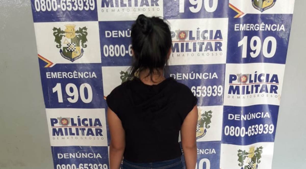 Mulher é detida ao sair do supermercado com produtos furtados em Rondonópolis