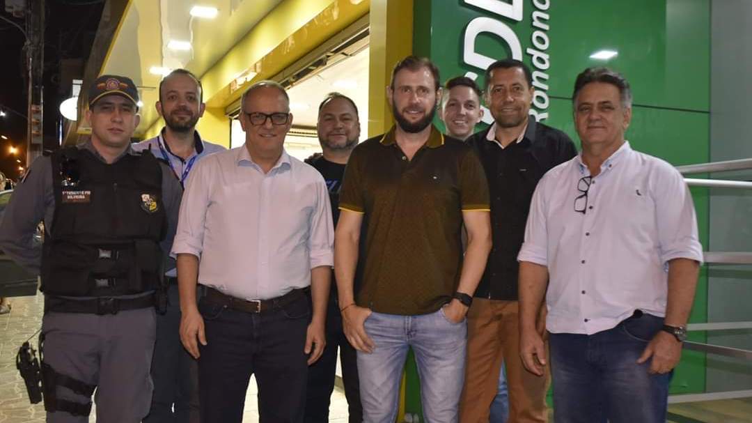 Zé do Pátio prestigia Liquidaqui 2019 em Rondonópolis