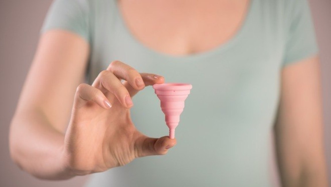 Coletor menstrual pode acabar com o uso de absorventes? Saiba mais