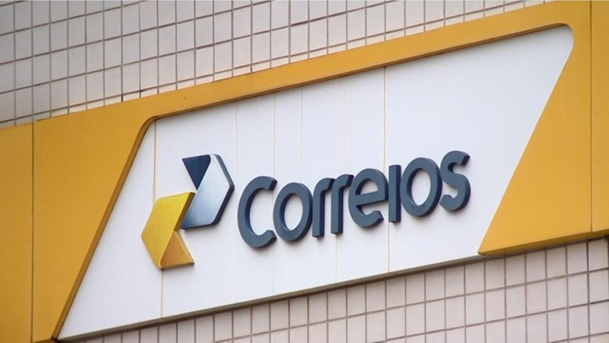 Funcionários entram em greve em MT contra privatização dos Correios e cobram acordo coletivo