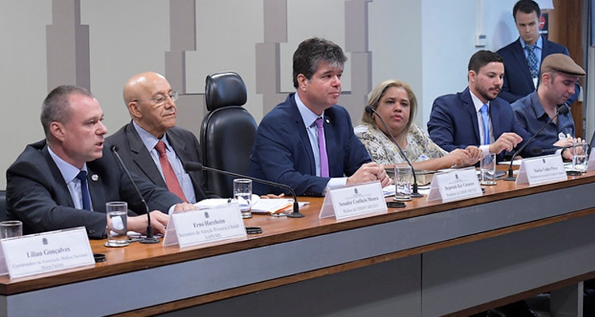 Congresso Nacional avança no debate sobre criação do Médicos pelo Brasil