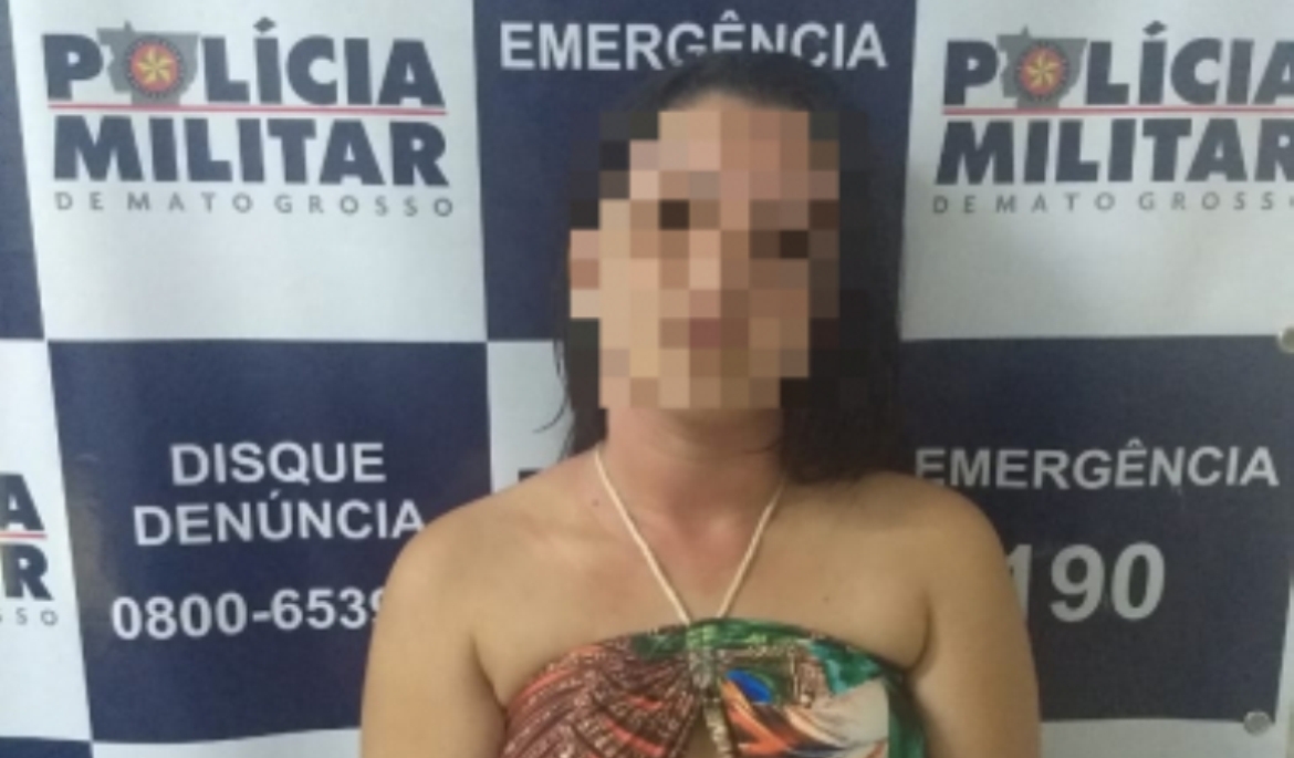Mulher flagrada com carro roubado em Cuiabá oferece sexo a PMs para não ser presa
