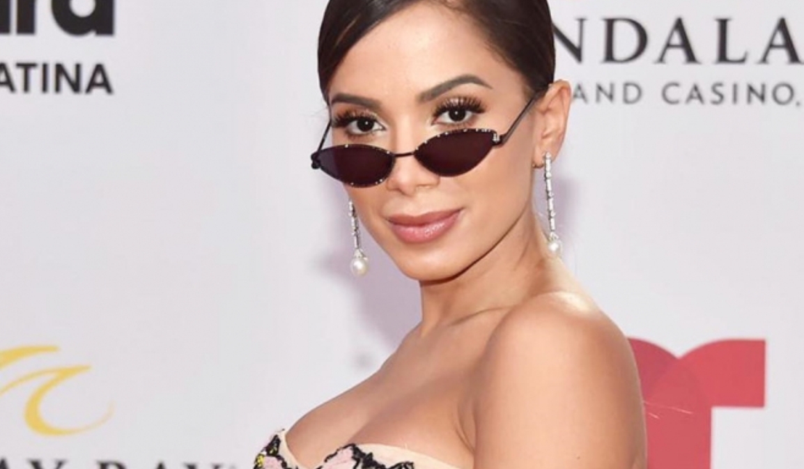 ‘Se tá a fim de ficar comigo, o que é que tem ser gay?’, diz Anitta