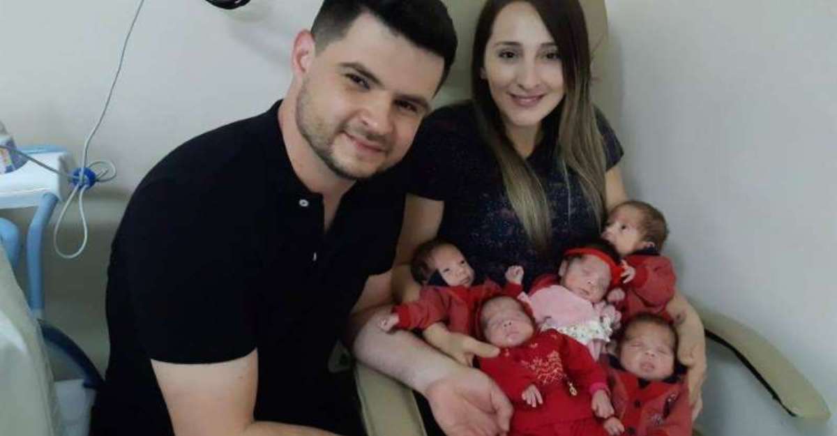 Quíntuplos recebem alta de incubadora da UTI em Curitiba