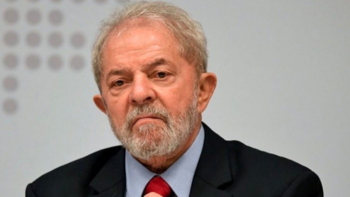 Lula questiona multa de R$ 4,9 milhões e não pede semiaberto