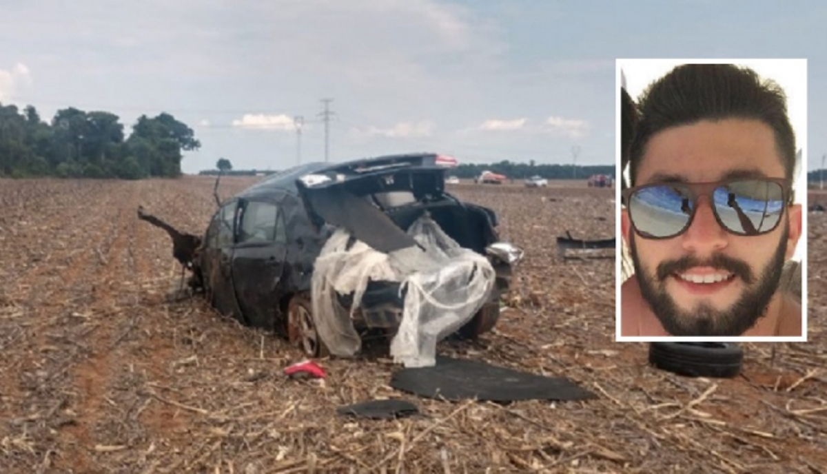 Empresário capota Corolla e morre ao ser arremessado a 30 metros em Santa Carmem