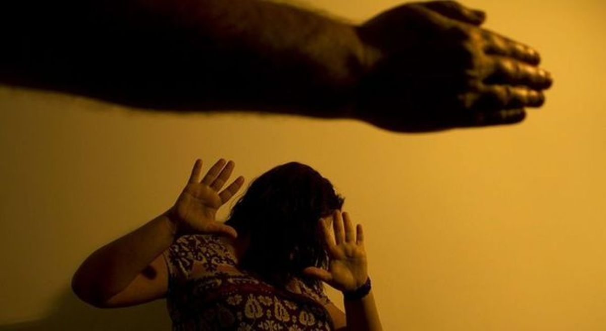 Violência doméstica: Câmara aprova PL que acelera divórcio de vítima