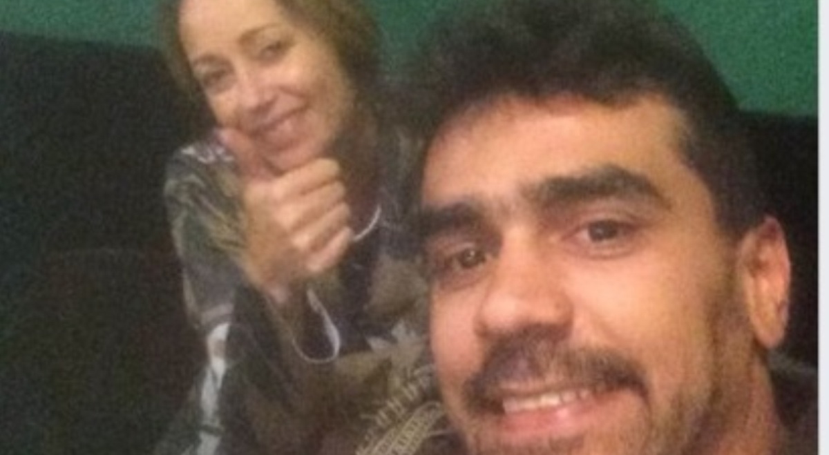 Mulher e amiga ficam com 80% do corpo queimado após ex-companheiro incendiar casa no RJ