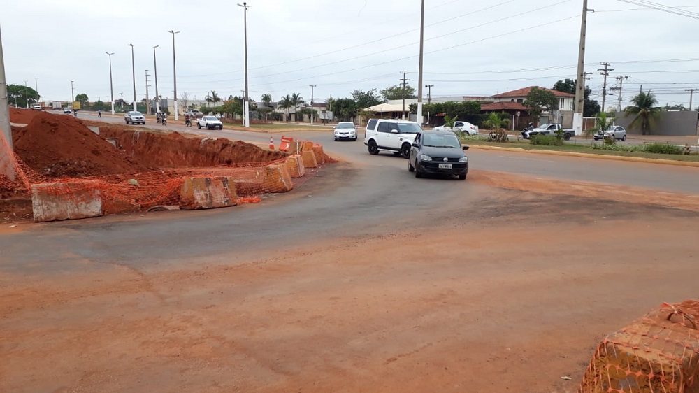 Liberado trânsito na rotatória da Avenida dos Estudantes com Rua Jacarandás em Rondonópolis